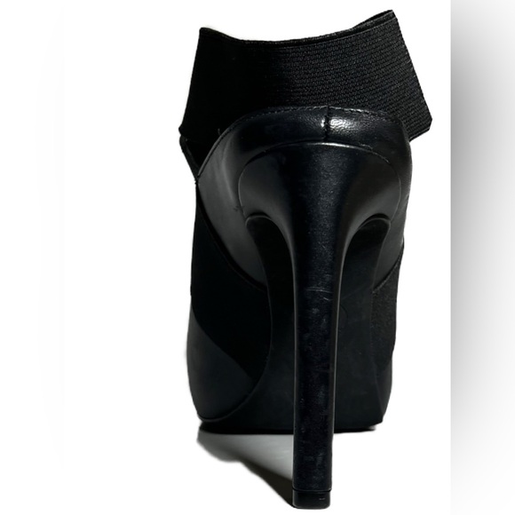 MICHAEL,Michael Kors Ames Open Toe Booties in Black Leather Size 7. MSRP $150 - Picture 6 of 14